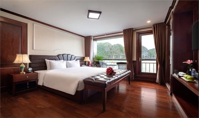 Senior Suite